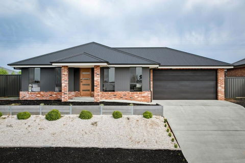 Albury Oasis - Accommodation Georgetown 1