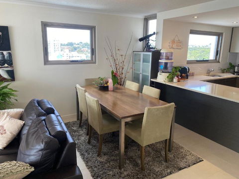 Alex Beachfront 3 Brm Apartment - 9th Floor - Accommodation Georgetown 1