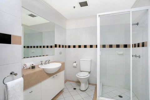 ALF49-Huge 2BR Penthouse Style, Great Water Views - Accommodation Georgetown 3