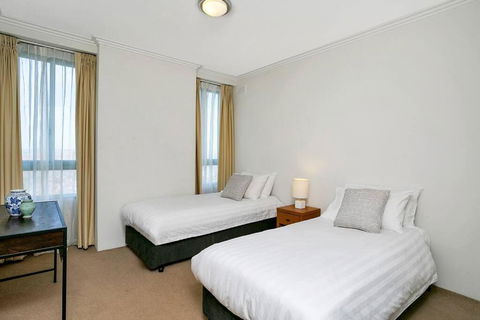 ALF49-Huge 2BR Penthouse Style, Great Water Views - Accommodation Georgetown 4