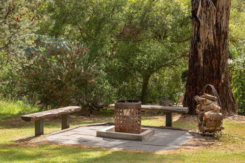 Algona Views - Accommodation Georgetown 1