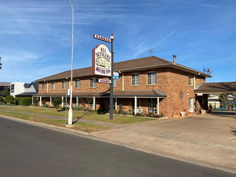 All Settlers Motor Inn Parkes - Accommodation Georgetown 0