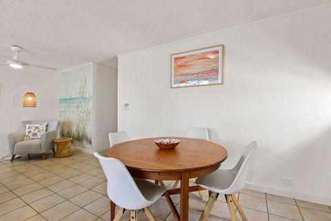 Allamanda, Unit 11, 32 Esplanade, Bulcock Beach - Accommodation Georgetown 3