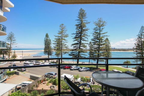 Allamanda, Unit 11, 32 Esplanade, Bulcock Beach - Accommodation Georgetown 0