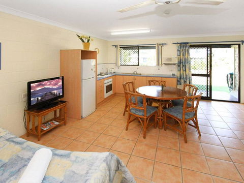 Alma Bay Holiday Unit 1 - Accommodation Georgetown 1