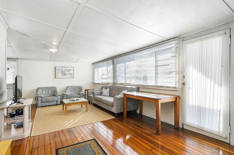 Almare 7 Gowing Street - Accommodation Georgetown 4