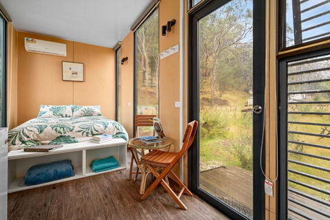 Alpaca Tiny House With Vineyard Lakeside By Tiny Away - Accommodation Georgetown 3