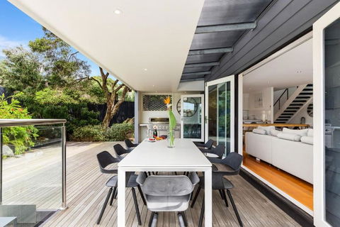 Amalfi Dream - Pool, Spa, Walk To Beach And Shops - Accommodation Georgetown 3