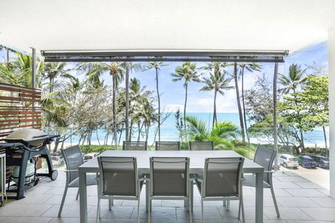 Amaroo - Luxury Apartment Overlooking The Coral Sea - Accommodation Georgetown 0