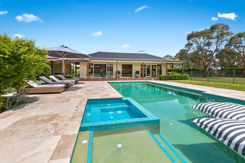 Amaroo Luxury Family Resort Mornington Peninsula - Accommodation Georgetown 1