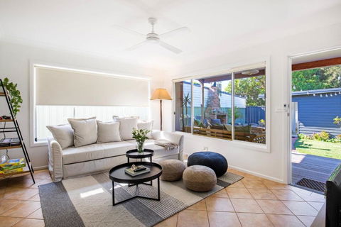 Amaroo - Pet Friendly - 2 Mins Walk To Beach - Outdoor Fireplace - Accommodation Georgetown 2