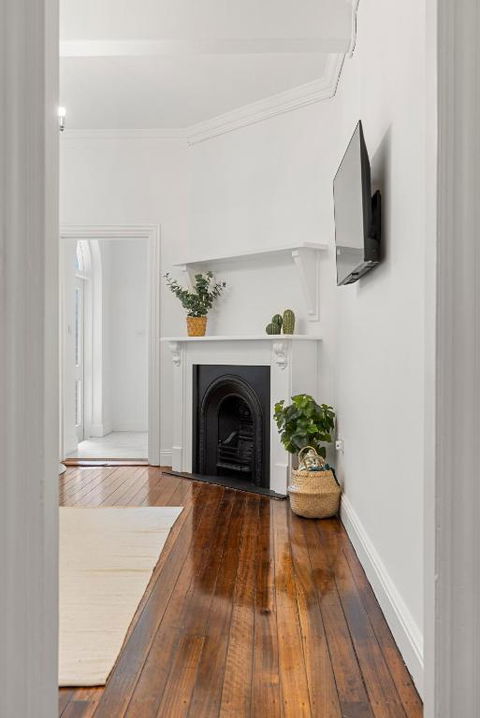 Amazing 2BR Apartment Near Barangaroo - Accommodation Georgetown 4