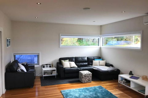 Amazing Ansons Bay Absolute Waterfront Beach House - Accommodation Georgetown 1