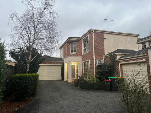 Amazing Private Bedrooms In Doncaster East Near School - Accommodation Georgetown 0