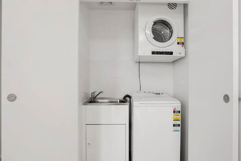 Amazing Two Bedroom St Leonards ATC62010 - Accommodation Georgetown 3