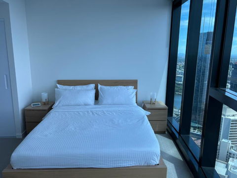 Amazing Views 60th Level Skytower 3 Bedrooms - Accommodation Georgetown 3
