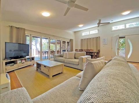 AMITY SEASIDE - Accommodation Georgetown 3