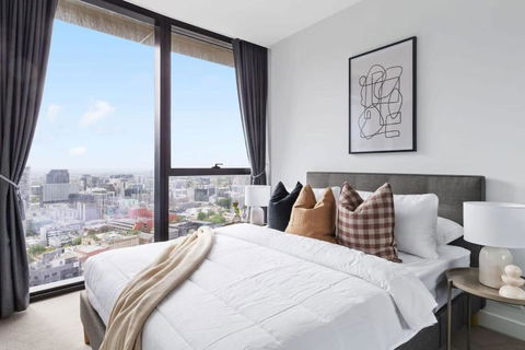 An Amazing 2BR Apt At Sapphire By The Gardens - Accommodation Georgetown 1