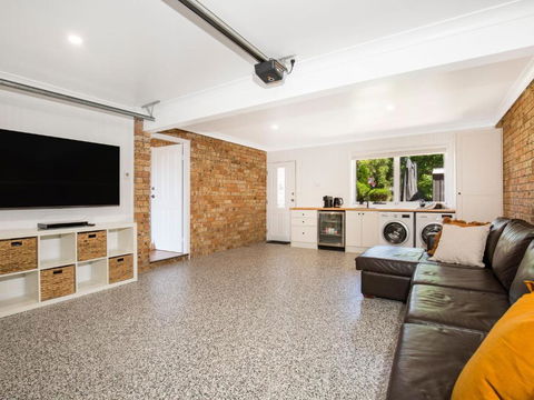 Anacapri - Pet Friendly - Opposite Beach - Fireplace - Accommodation Georgetown 3