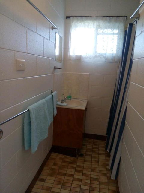 Anchor In Holiday Units South Mission Beach - Accommodation Georgetown 3