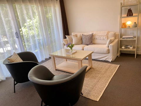 Angaston Mews Apartments - Accommodation Georgetown 0