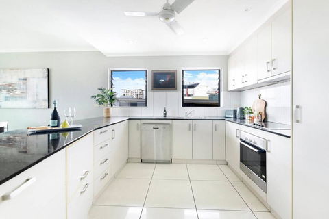 Alta Vista - City View Oasis In The Heart Of Darwin - Accommodation Georgetown 4