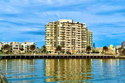 Amzing Ocean View Spacious Three Bedrooms Apartment Port Melbourne - Accommodation Georgetown 3