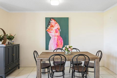 Albion Convenient Hideaway With Parking & Balcony - Accommodation Georgetown 3