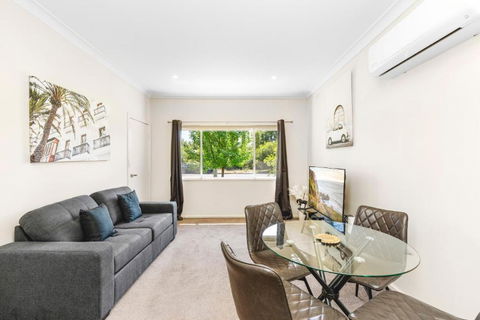 Altus Wagga Apartments - Accommodation Georgetown 2
