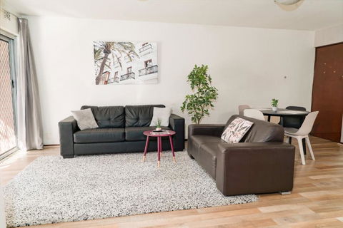 Apartment 4 Burswood - Accommodation Georgetown 3