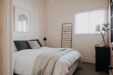 Apartments On Belmore -The Ferguson - Accommodation Georgetown 3