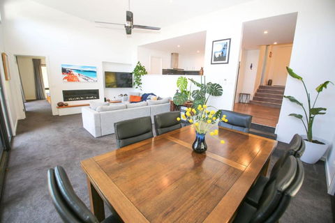 Apex Villa - Accommodation Georgetown 4