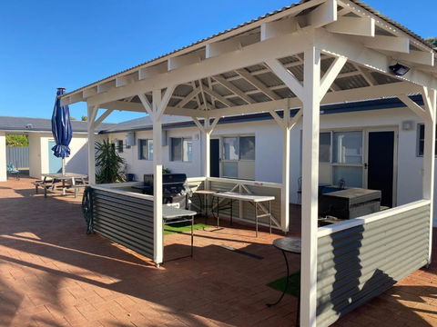 API Pelican Beach Front Apartments Kalbarri - Accommodation Georgetown 4