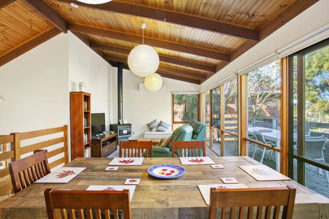 Apollo Bay People N Paws - Accommodation Georgetown 1