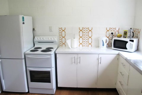 Apollo Jewel Beachfront Apartments - Accommodation Georgetown 4