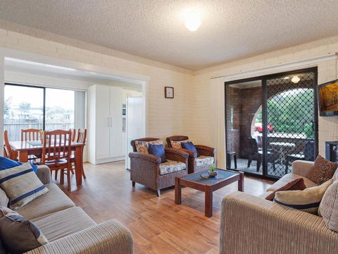 Apollo Unit 20 Ground Floor - Accommodation Georgetown 0