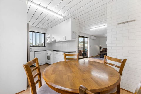 Apollo Unit 25 Ground Floor - Accommodation Georgetown 4