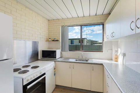 Apollo Unit 26 Ground Floor - Accommodation Georgetown 3
