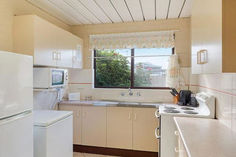 Apollo Unit 27 - Ground Floor - C Block - Accommodation Georgetown 4