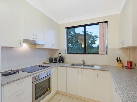 Apollo Unit 8 1st Floor - Accommodation Georgetown 4