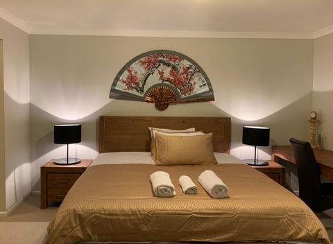 Apple House Truganina - Accommodation Georgetown 0