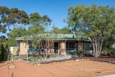 Apples - Accommodation Georgetown 0