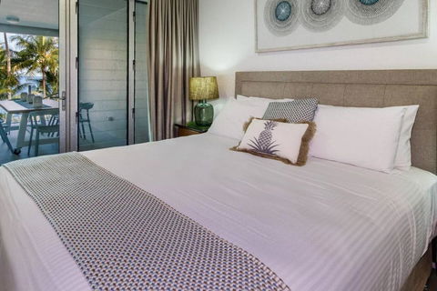 Aqua Aura - Bask In Beachfront Living - Accommodation Georgetown 2
