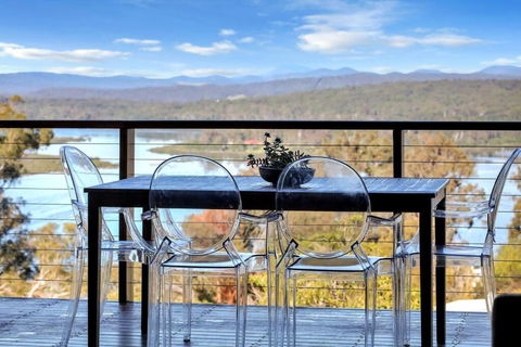 Aqua La Vista - 4 Bedroom Pet Friendly House - Accommodation Georgetown 0