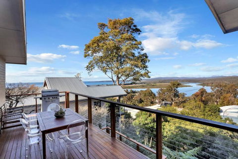 Aqua La Vista - 4 Bedroom Pet Friendly House - Accommodation Georgetown 3