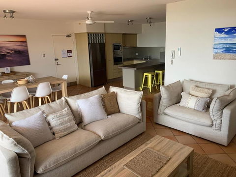 Aqua Promenade Beachfront Holiday Apartments - Accommodation Georgetown 4