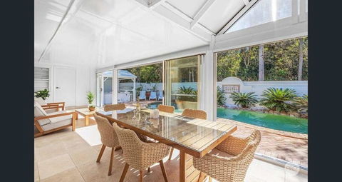 Aquablue Holiday Home - Hot Spa & Pool - 2m Walk To Beaches - Accommodation Georgetown 0