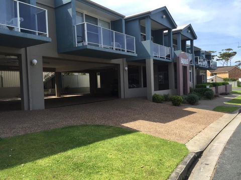 Aquarius Apartments Mollymook - Accommodation Georgetown 0