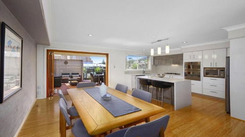 Araluen On Henley Accom Property - Accommodation Georgetown 0