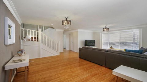 Araluen On Henley Accom Property - Accommodation Georgetown 3